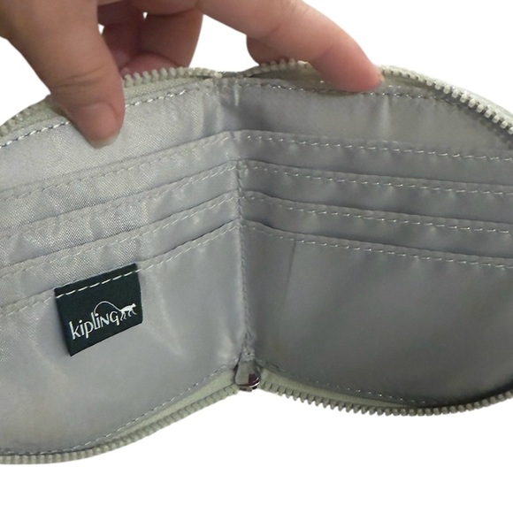 Kipling Cresita Dynamic Silver Card Holder - Picture 4 of 4